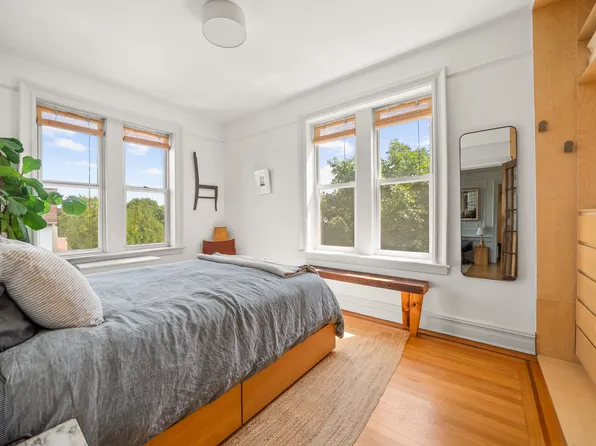 4002 Seventh Avenue image 3 of 6