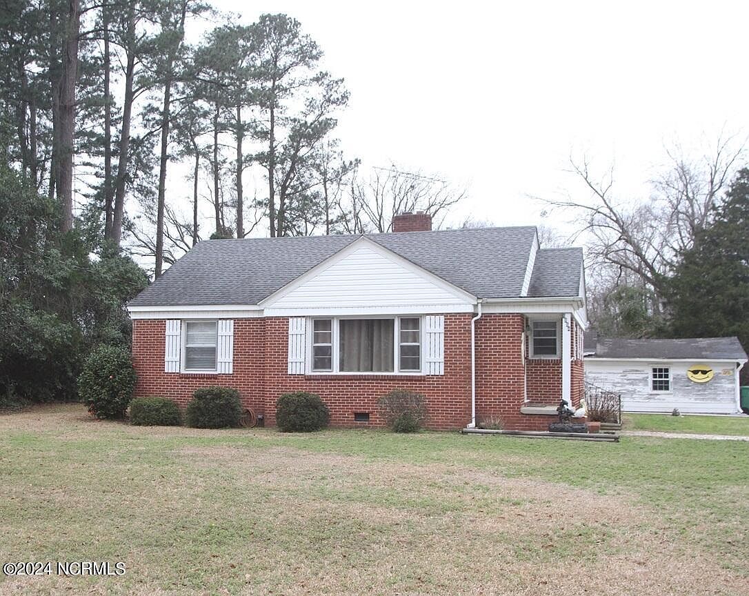 9864 N College Street, Clarkton, NC 28433 Zillow