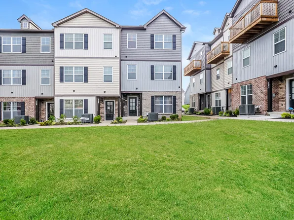 108 Jennifer Pierce Dr, La Vergne, TN 37086