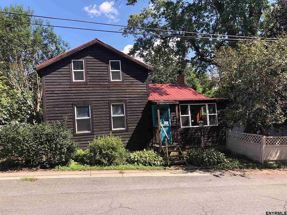 1st image of 3106 Lake St