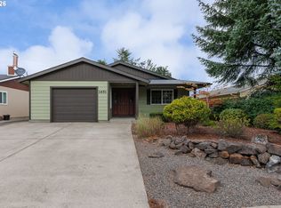 1651 29th St, Florence, OR 97439