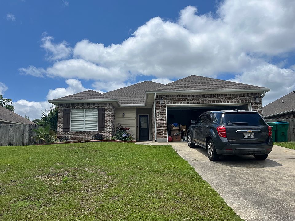1st image of 13731 Fox Hill Dr