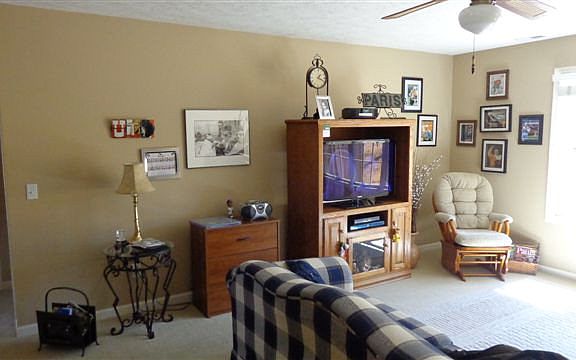 2nd image of 321B Paris Harbor Dr