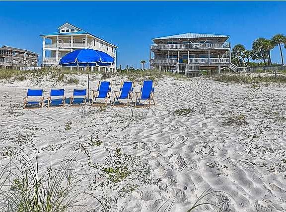 3rd image of 1528 E Gulf Beach Dr