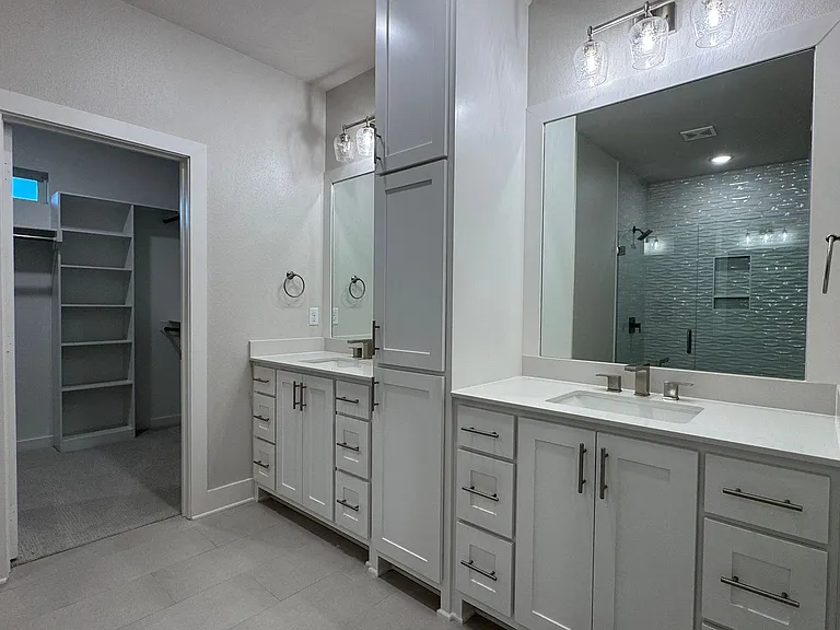 7035 Hillside Ave — Photo 26