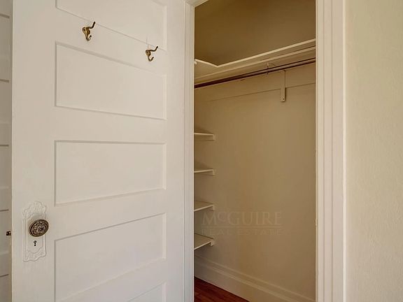 3rd image of 2250 Greenwich St APT 3