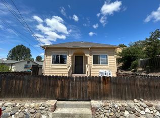 153 Locust Ave, Hollister, CA 95023