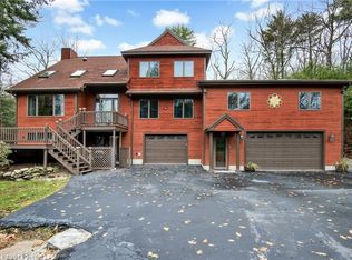 210 Blackstrap Rd, Falmouth, ME 04105