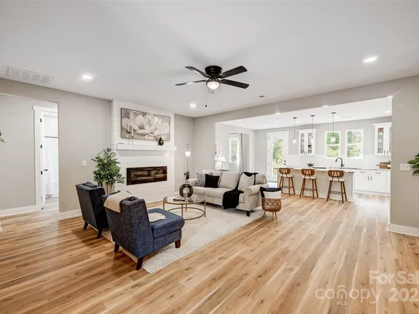 380 Speedway Pl NW, Concord, NC 28027