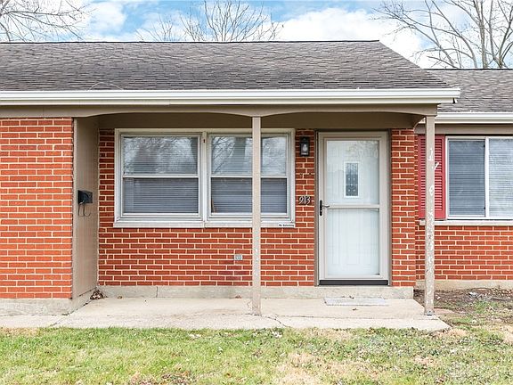 3rd image of 913 Bristol Dr