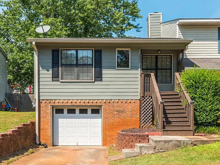 3055 Sand Wedge Cir NW — Photo 1
