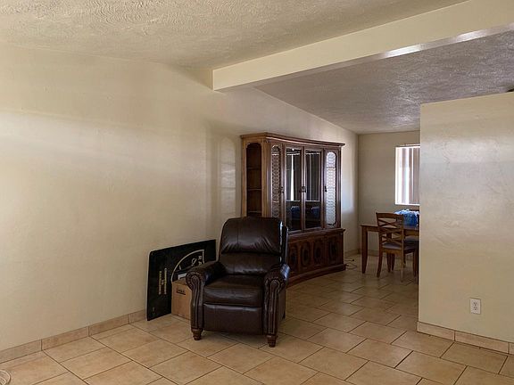 5th image of 766 W Calle Margarita