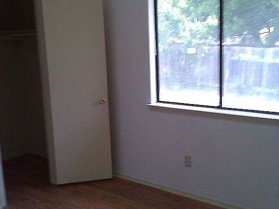 5th image of 12916 Staton Dr