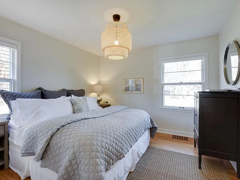 5928 Kellogg Ave — Photo 7