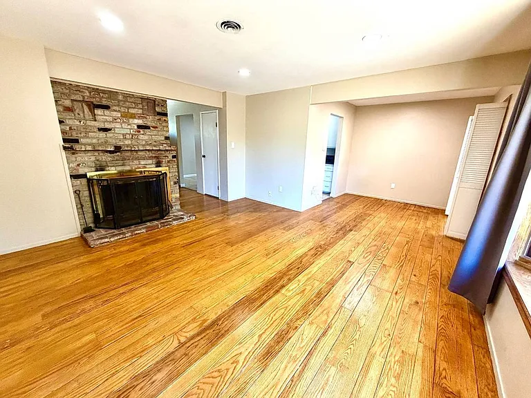 785 Duke Cir — Photo 16