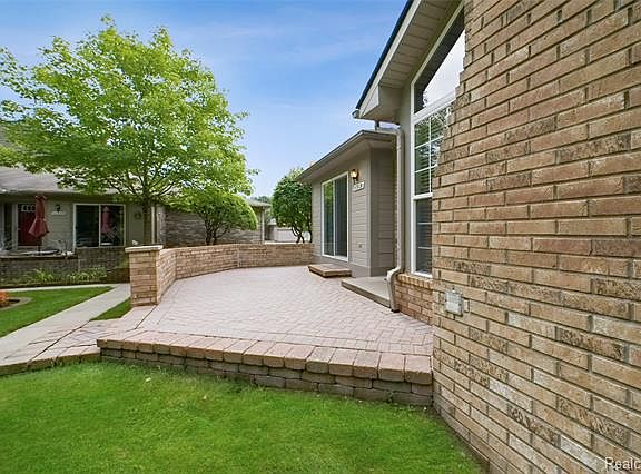 4th image of 11319 Black Walnut Ct