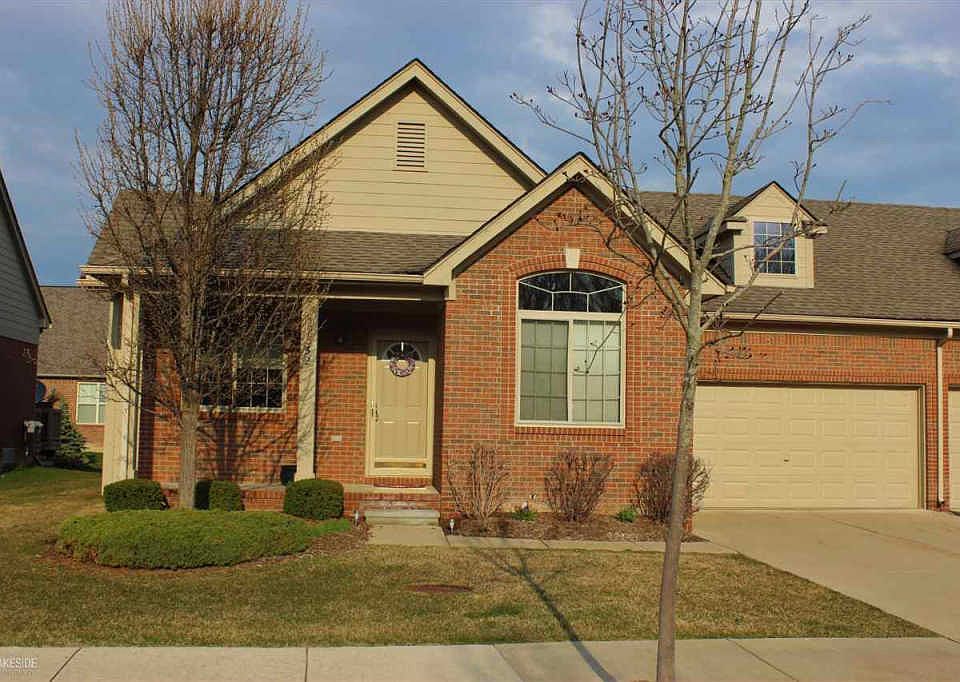 1st image of 49852 Sleeping River Dr