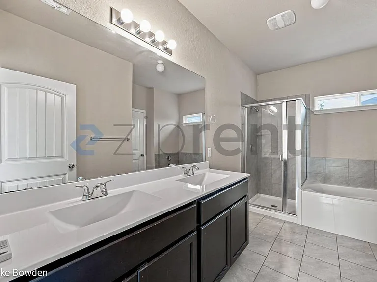 2122 Flintshire Dr #1 — Photo 14