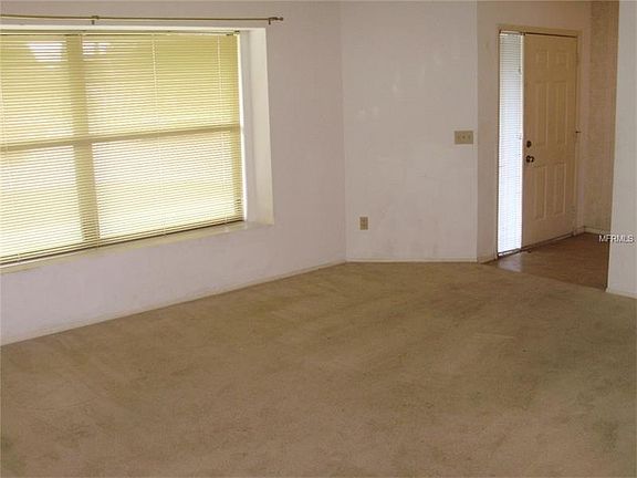 4th image of 7519 Covedale Dr
