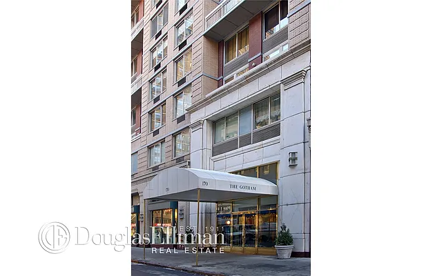 Rented by Douglas Elliman | media 24