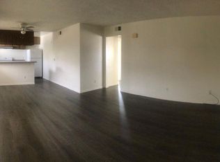 5041 W Avenue L14 APT 8, Lancaster, CA 93536