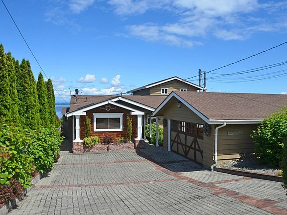 4th image of 1765 Miracle Mile Dr E