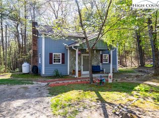 282 Griffith Ln, Glade Valley, NC 28627
