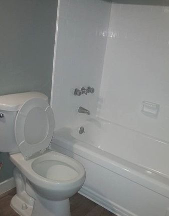 5th image of 650 S Garfield Ave APT 27