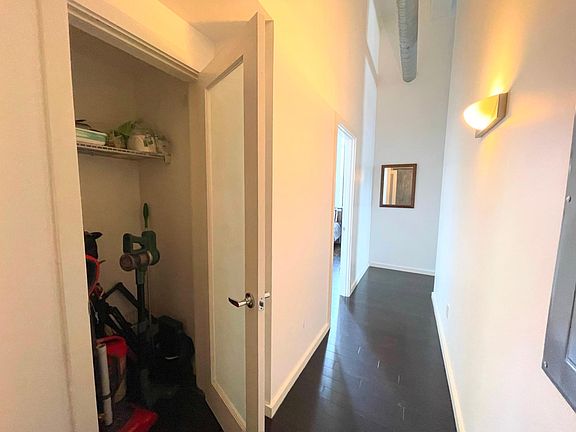 5th image of 726 Market St Unit 502