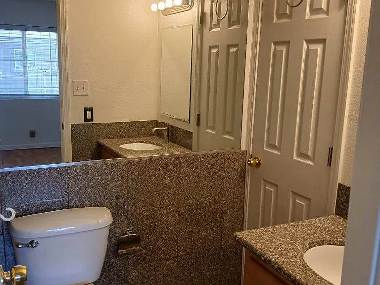 126 E Jamestown St #221 — Photo 9