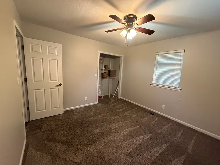 109 Anita Dr — Photo 8