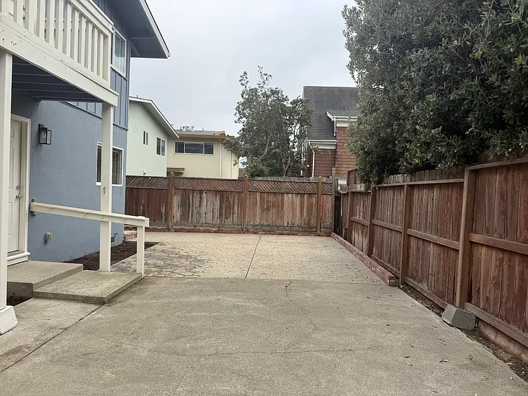 2412 Palmetto Ave #1 — Photo 22