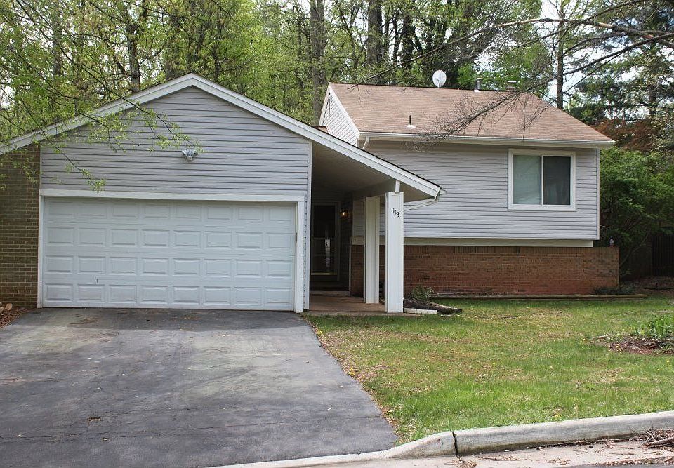 For Sale: 113 Newbury Place, Sterling, Virginia 20164