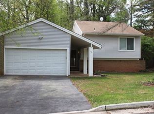 113 Newbury Pl, Sterling, VA 20164