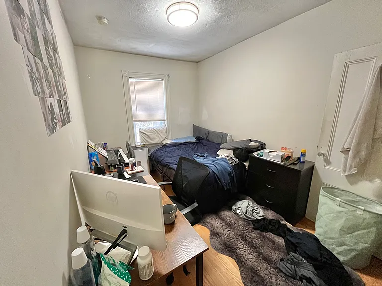 3 Warwick St #1 — Photo 6