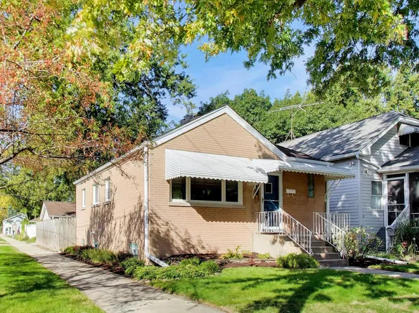 3848 Raymond Ave, Brookfield, IL 60513