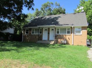 424 Lawn Ct, Waukegan, IL 60085