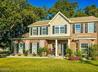 2316 Rue Beaux Chenes, Ocean Springs, MS 39564