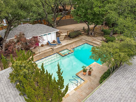3rd image of 6715 Glenhurst Dr