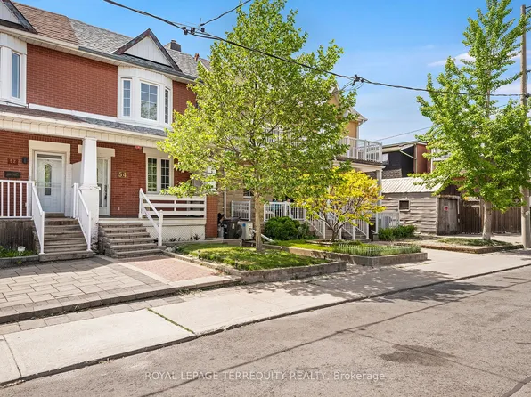 54 Saint Clair Gdns, Toronto, ON M6E 3V4