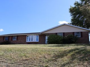 37 Red Hill Rd, Milton, PA 17847