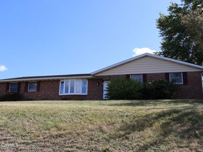 37 Red Hill Rd, Milton, PA, 17847