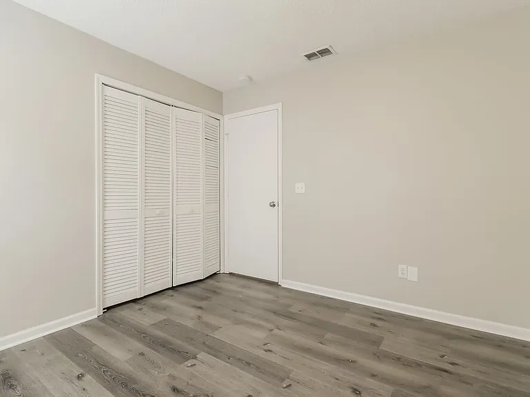 104 Little Fox Ave — Photo 12