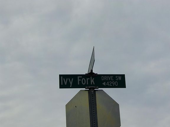 5th image of 4380 Ivy Fork Dr