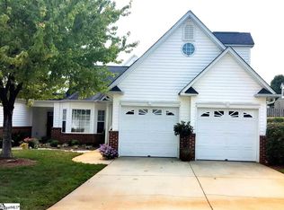 22 Cedar Rock Dr, Greer, SC 29650