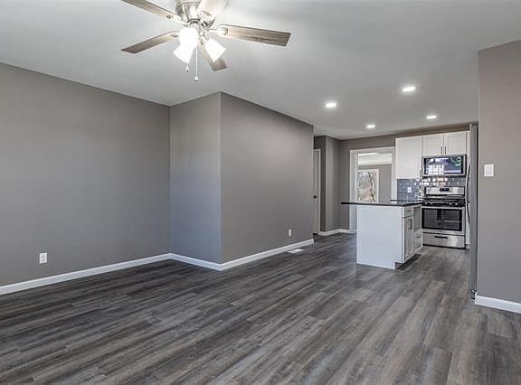 4th image of 5424 Crestside Ln
