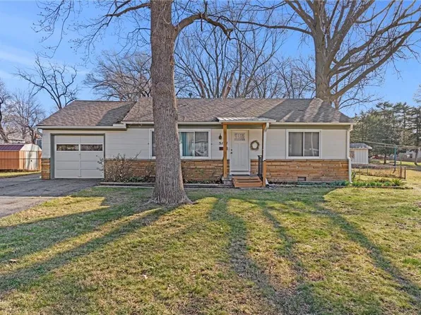 5121 Charles St, Shawnee, KS 66216