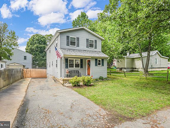 2nd image of 1831 Havre De Grace Dr