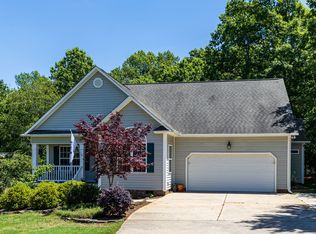 40 Bayliner Ct, Clayton, NC 27520