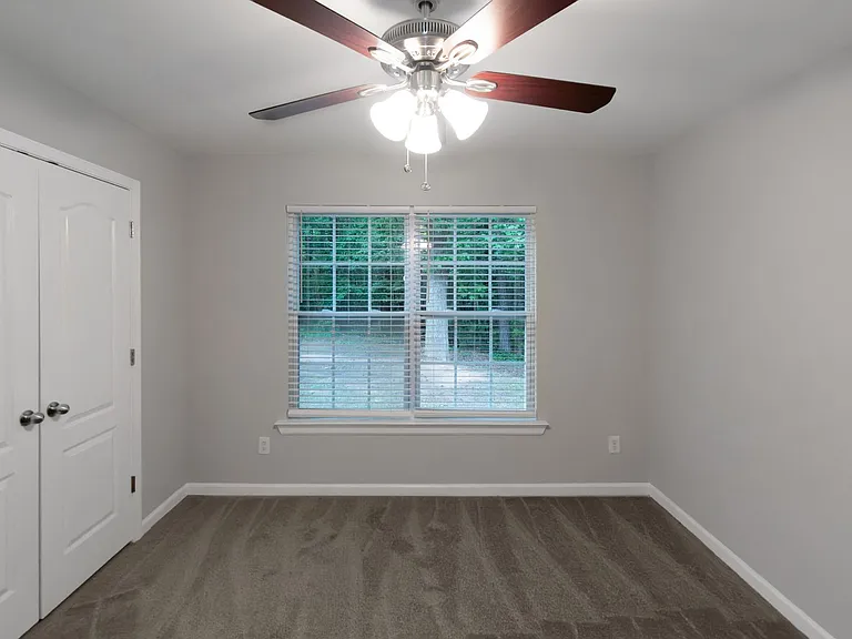 121 Breckenridge Point — Photo 19